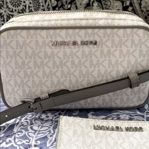 Michael Kors small handbag